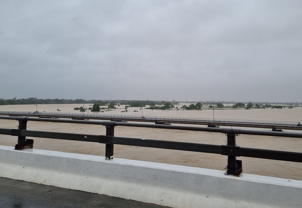 Lũ đặc biệt lớn trên sông Vu Gia - Thu Bồn - ảnh 1