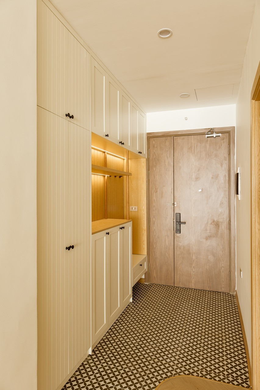 Farmhouse pha Wabi Sabi: Cách một gia đình trẻ biến căn hộ thành ‘khu vườn của bình yên’- Ảnh 1.