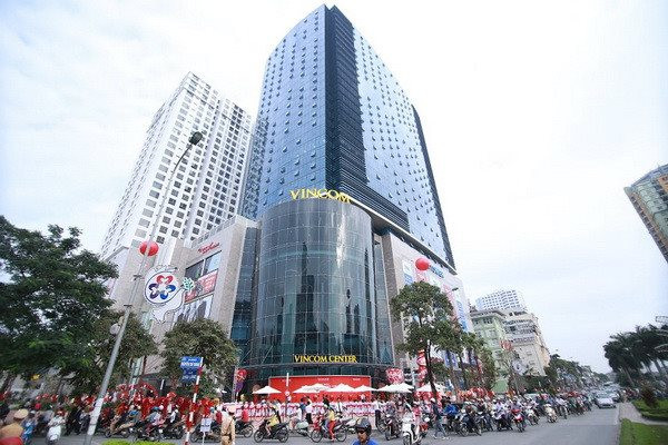 VRE hoàn tất chuyển nhượng Vincom Center Nguyễn Chí Thanh VRE hoàn tất chuyển nhượng Vincom Center Nguyễn Chí Thanh