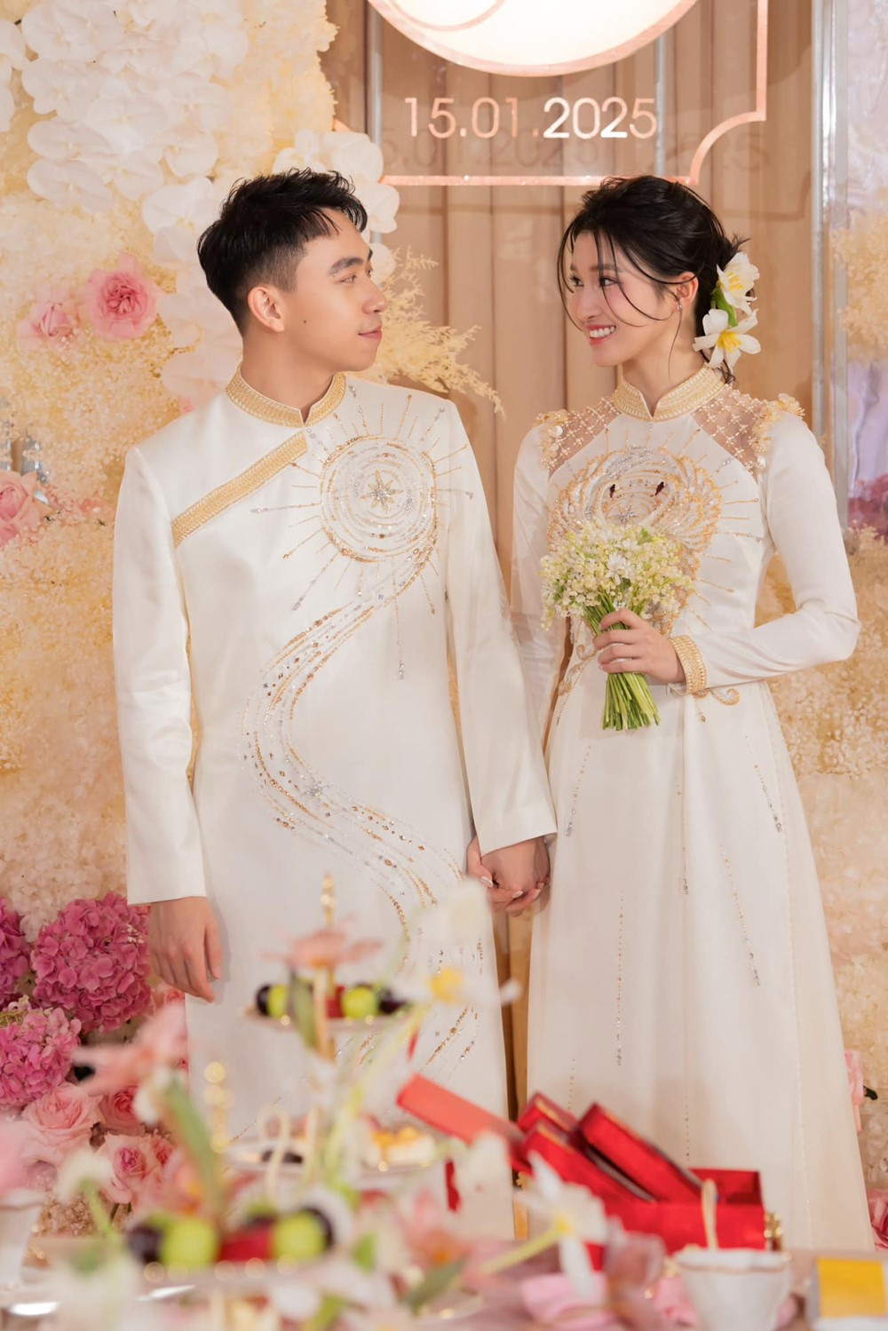 Gia thế 'thần tiên tỷ tỷ' vừa trở thành cổ đông công ty con của Vingroup: 20 tuổi đăng quang Á hậu, ba năm sau thành cô dâu hào môn - ảnh 4