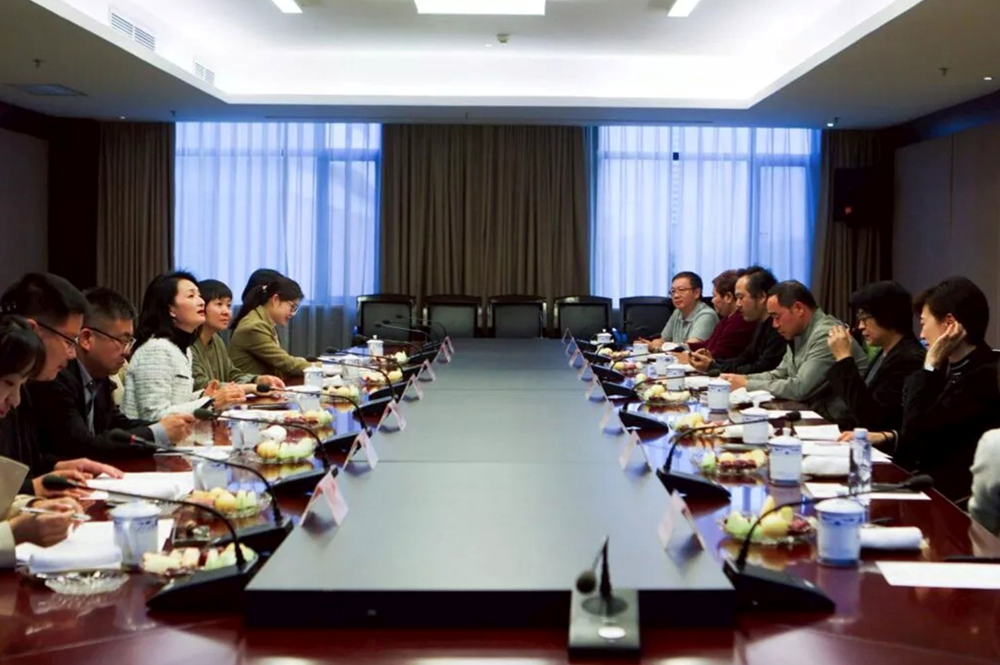 Chọn nhà thầu Trung Quốc, nền kinh tế lớn thứ 2 Đông Nam Á xây đường sắt cao tốc 10 năm chưa xong - ảnh 3