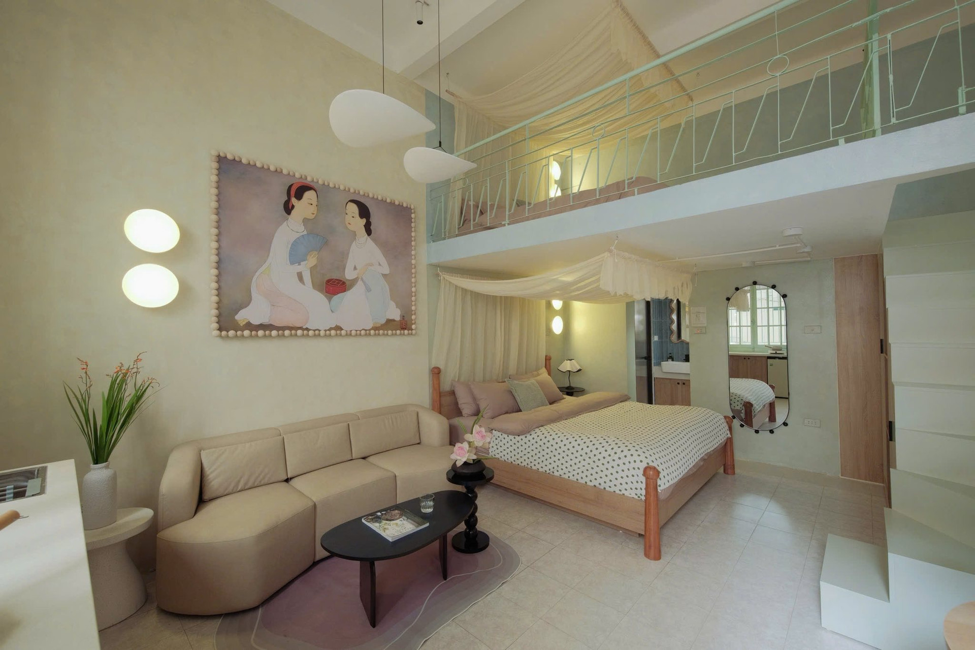 Biệt thự Pháp cũ giữa phố Bà Triệu ‘tái sinh’ thành homestay chill hết nấc- Ảnh 1.