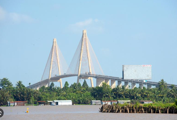 Cây cầu dây văng đầu tiên do Việt Nam thiết kế và thi công, phá thế qua sông lụy phà, rút ngắn thời gian di chuyển còn 15 phút- Ảnh 1. Cây cầu dây văng đầu tiên do Việt Nam thiết kế và thi công, phá thế qua sông lụy phà, rút ngắn thời gian di chuyển còn 15 phút- Ảnh 1.