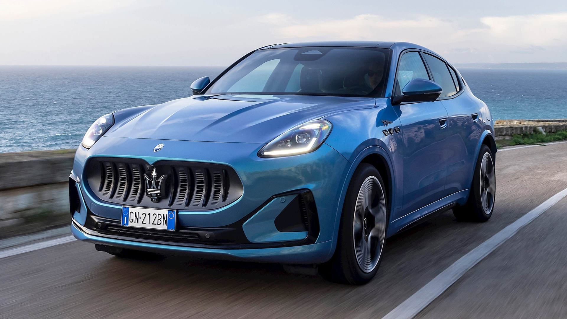maserati-grecale-folgore.jpg