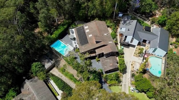 Quán quân Olympia sở hữu biệt thự triệu đô ở ngoại ô Sydney: Quy mô 1.000m2, không gian sống là cảnh ‘rừng trong phố’- Ảnh 2. Quán quân Olympia sở hữu biệt thự triệu đô ở ngoại ô Sydney: Quy mô 1.000m2, không gian sống là cảnh ‘rừng trong phố’- Ảnh 2.