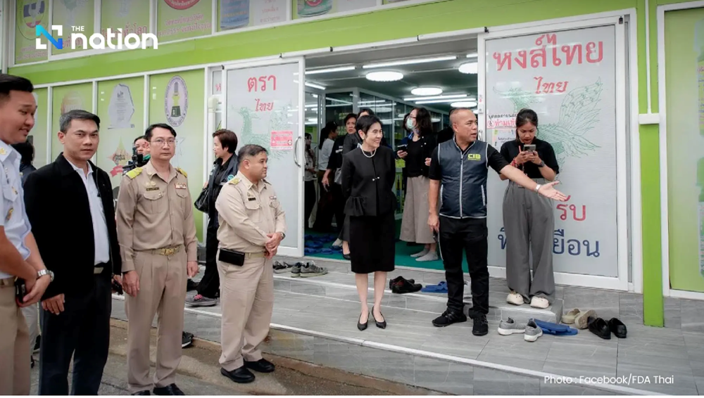 Cảnh sát đột kích 4 nhà máy, tịch thu hơn 2 triệu lọ dầu hít thảo dược Hong Thai - ảnh 1