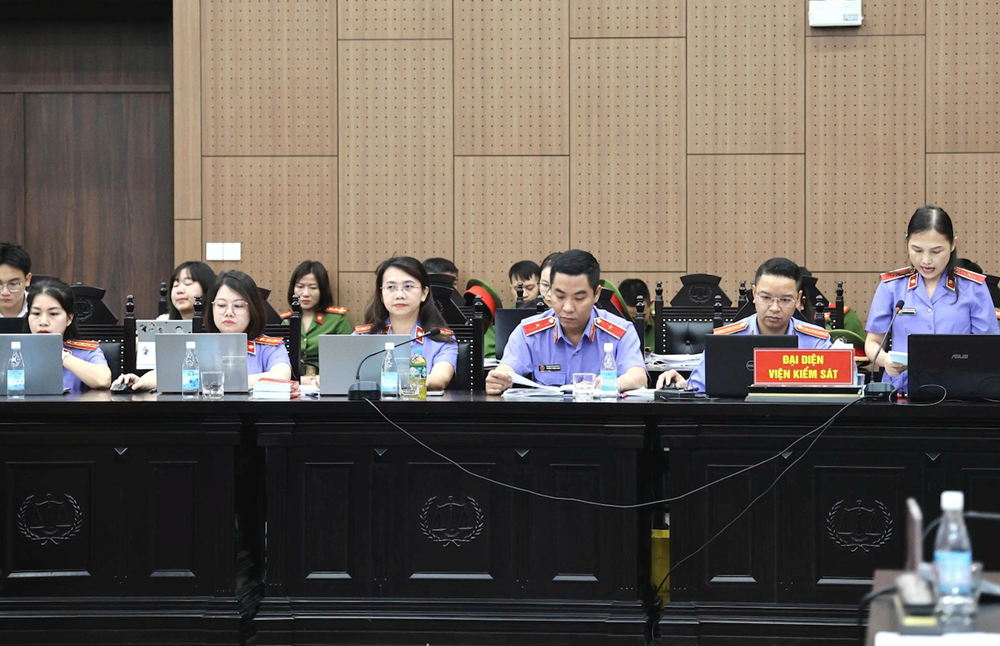 Đại gia Bùi Văn Huynh bị đề nghị mức án tối đa 5 năm tù