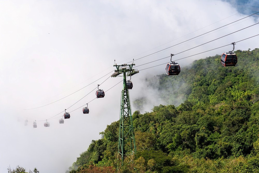 Du khách đặc biệt được tặng vàng 9999 khi tham quan 'Đệ nhất thiên sơn của Việt Nam' - ảnh 4