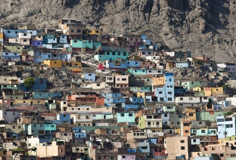 Nơi duy nhất trên thế giới 600 năm không có một giọt mưa nhưng chưa bao giờ thiếu nước: Nhà không lợp mái, cây cối vẫn xanh tươi - ảnh 2