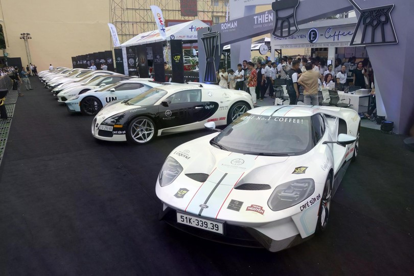 Ông Đặng Lê Nguyên Vũ sở hữu gần 500 chiếc siêu xe nhưng 'bỏ xó', từng tiết lộ: ‘Sau này sẽ đấu giá, giúp cho thanh niên khởi nghiệp’