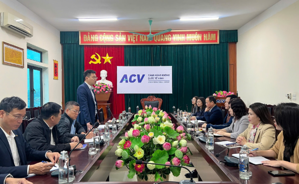 Sân bay Vinh đón tin vui lớn sau 4 tháng đóng cửa- Ảnh 1.