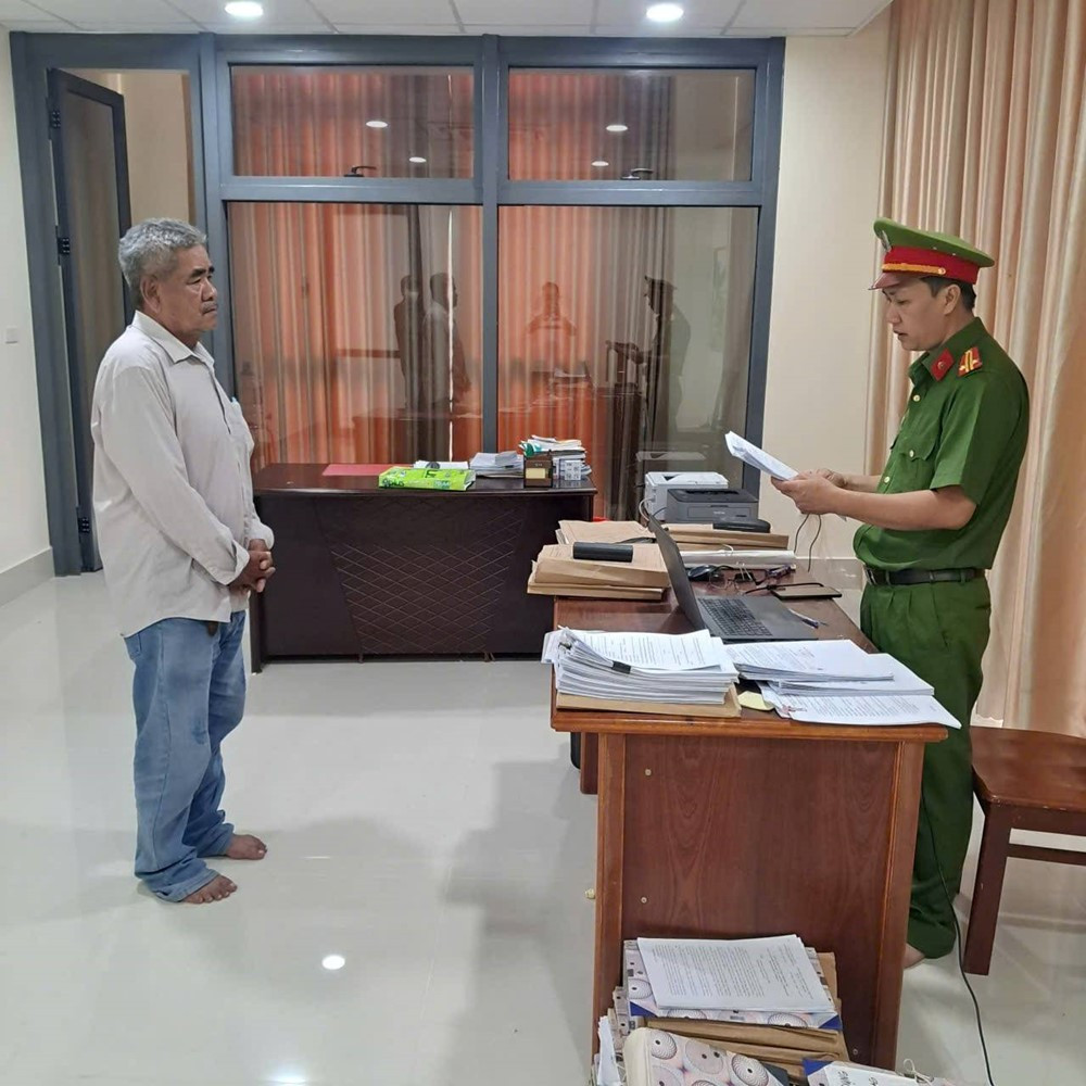 Khởi tố, cấm đi khỏi nơi cư trú với Giám đốc Trần Văn Ba - ảnh 1