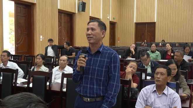 Người dân góp ý kiến về quy hoạch c382200102136still018-17624217325321305566158.jpg