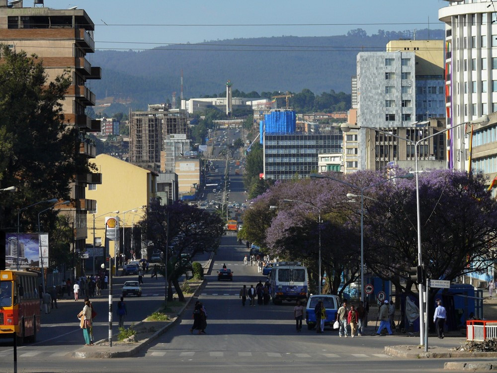 Quốc gia duy nhất có tới 13 tháng/năm, rộng gấp 3 lần Việt Nam - ảnh 2