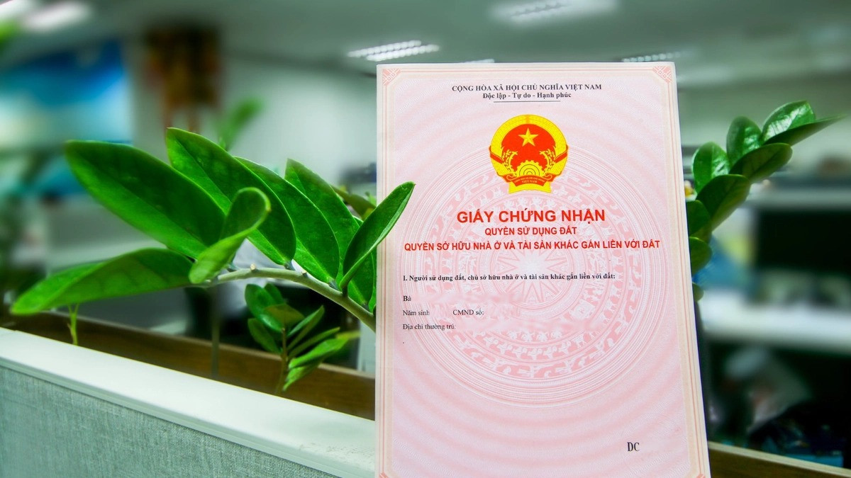 Kể từ nay, chỉ cần đáp ứng điều kiện này một thửa đất có thể được cấp 2 sổ đỏ- Ảnh 1. Kể từ nay, chỉ cần đáp ứng điều kiện này một thửa đất có thể được cấp 2 sổ đỏ- Ảnh 1.