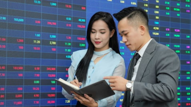 Hơn 20 quỹ mở nắm giữ MBB, HPG và MWG tính đến cuối quý III/2025