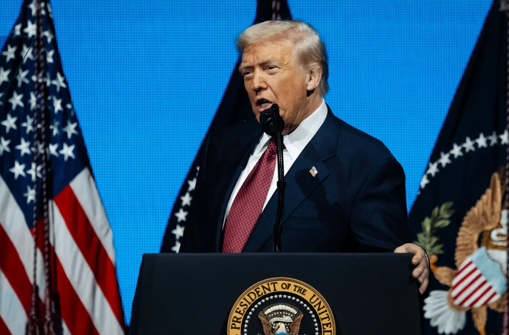 Ông Trump cảnh báo thảm họa sẽ giáng xuống nước Mỹ, kéo cả thế giới vào suy thoái - ảnh 1