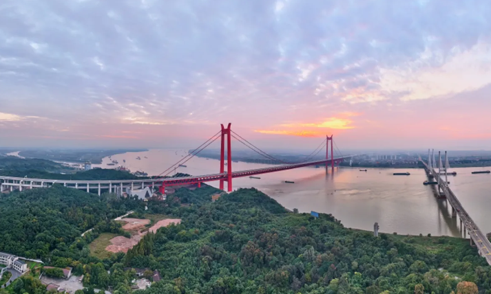 Chính thức thông xe cầu dây văng 2 tầng áp dụng công nghệ độc nhất thế giới- Ảnh 2. Chính thức thông xe cầu dây văng 2 tầng áp dụng công nghệ độc nhất thế giới- Ảnh 2.