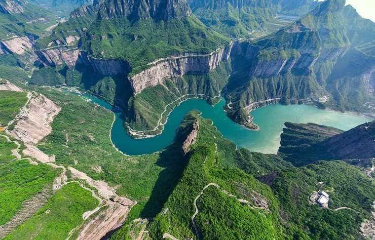‘Siêu kênh đào' 1.500km khiến cả thế giới kinh ngạc: San phẳng hơn 1.200 ngọn núi, đào 211 đường hầm - ảnh 3