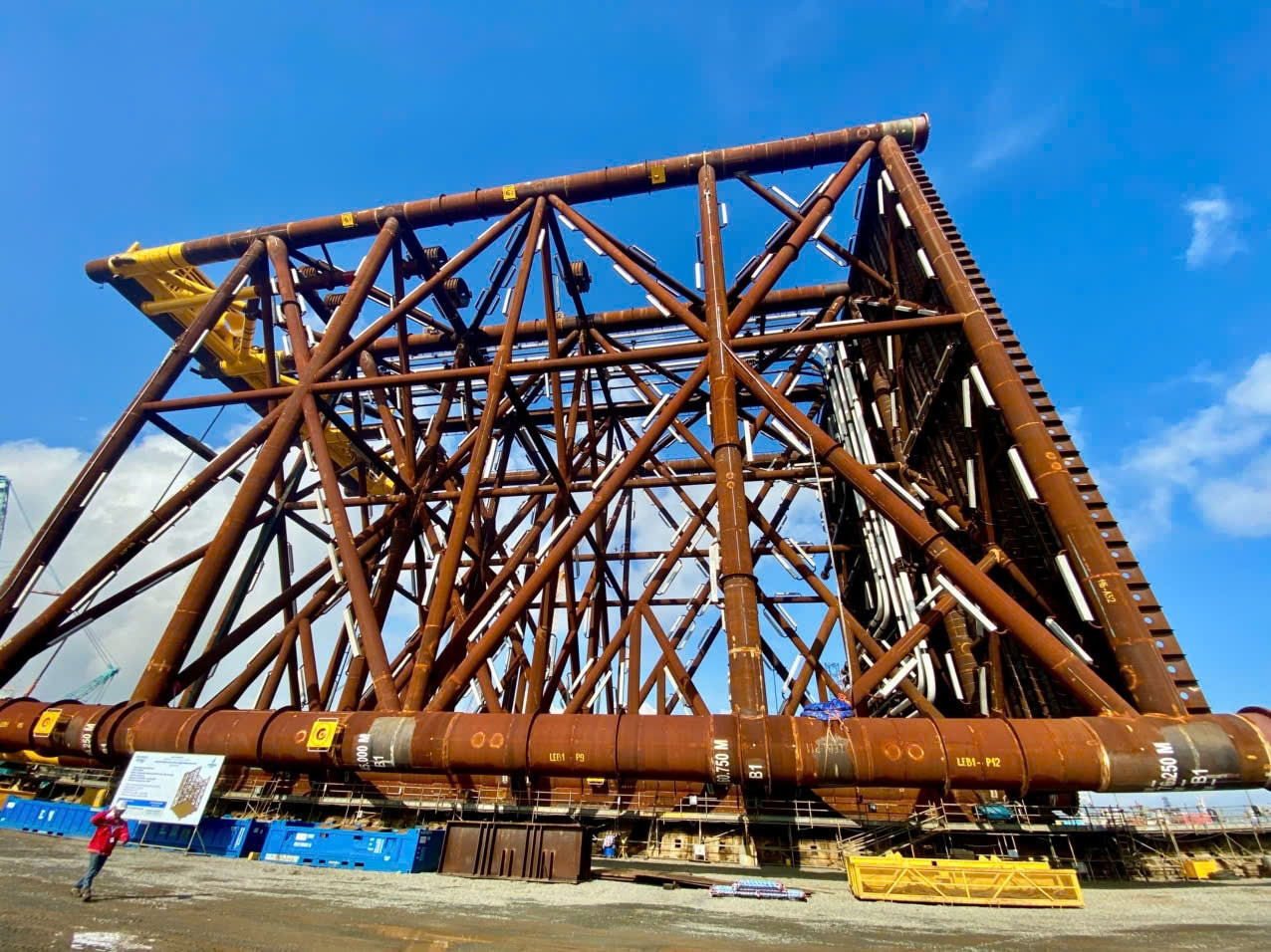 Petrovietnam gắn biển công trình đặc biệt quan trọng thuộc siêu dự án Lô B - Ô Môn 12 tỷ USD