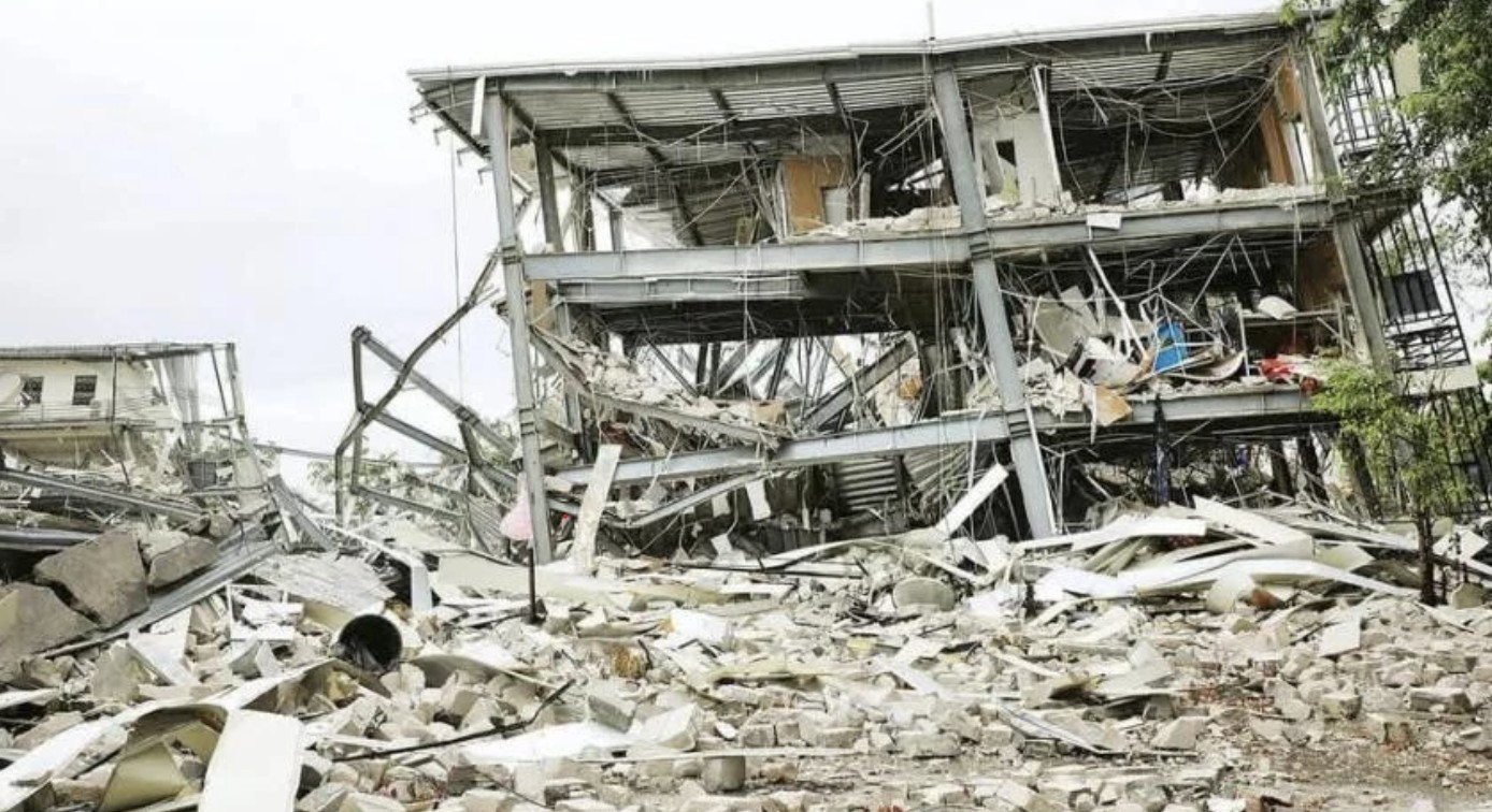 Các tòa nhà trong khu KK Park bị phá nát. (Ảnh: The Nation) myanmar.jpg