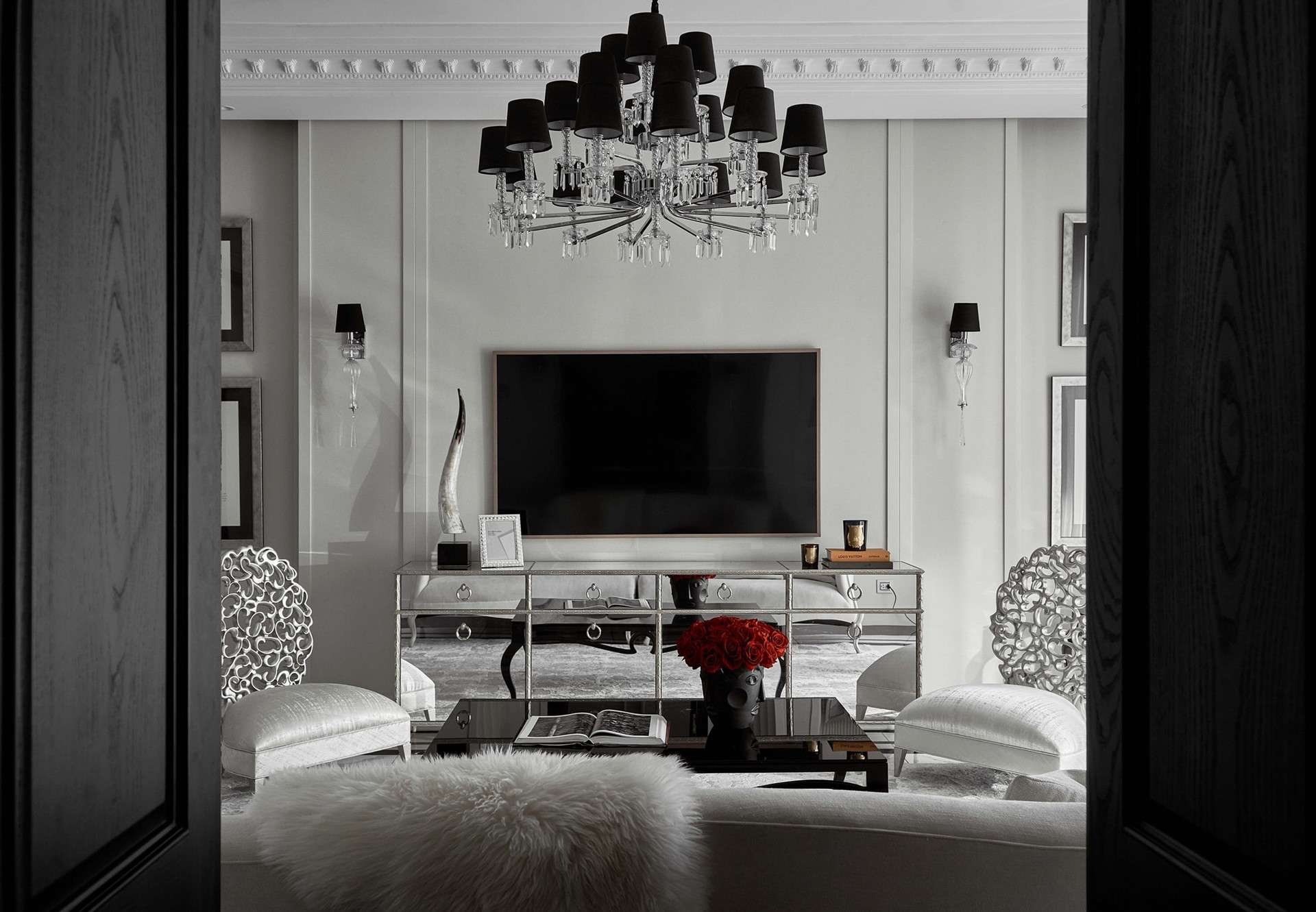 Tổ ấm trong rừng xanh: Biệt thự nên thơ giữa lòng khu đô thị Ecopark- Ảnh 4.