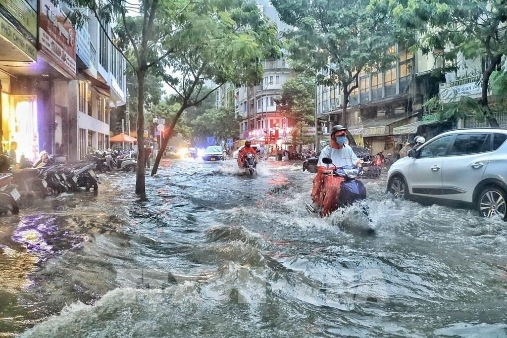 Thành phố giàu nhất Việt Nam có một phường sụt lún nghiêm trọng, tốc độ gấp 3 lần mức trung bình thành phố- Ảnh 1. Thành phố giàu nhất Việt Nam có một phường sụt lún nghiêm trọng, tốc độ gấp 3 lần mức trung bình thành phố- Ảnh 1.