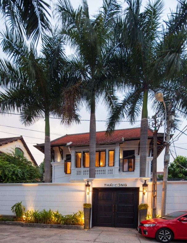 Người ‘đứng sau’ biệt thự 400 tỷ của vợ chồng Đoàn Di Băng: Đang là Tổng Giám đốc, từng chi 32 tỷ sửa căn nhà cổ hơn 100 năm - ảnh 3