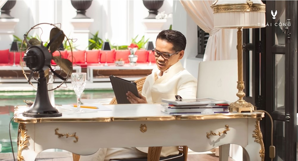 Người ‘đứng sau’ biệt thự 400 tỷ của vợ chồng Đoàn Di Băng: Đang là Tổng Giám đốc, từng chi 32 tỷ sửa căn nhà cổ hơn 100 năm - ảnh 7