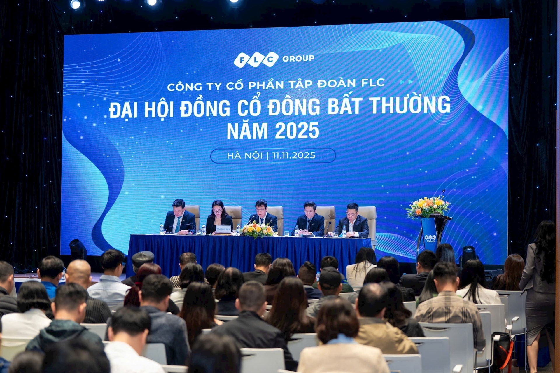 Ảnh toàn cảnh 4