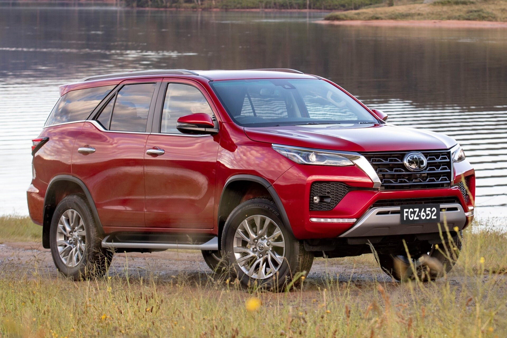 fortuner-bi-khai-tu-tai-australia-1.jpg