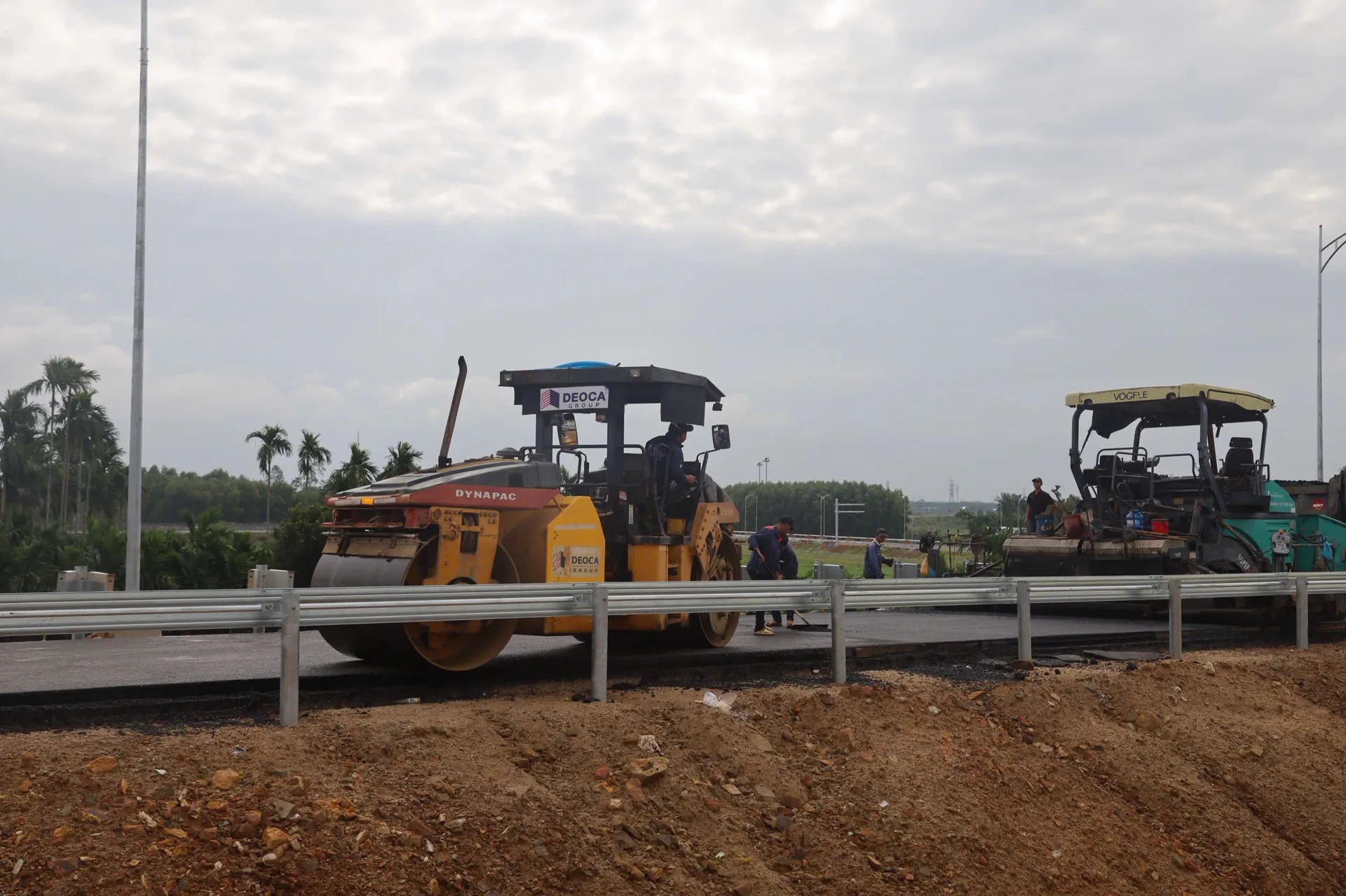 Sắp thông xe cao tốc 20.400 tỷ do ‘vua hầm’ Đèo Cả thực hiện, giảm gánh nặng cho quốc lộ dài nhất Việt Nam- Ảnh 2.