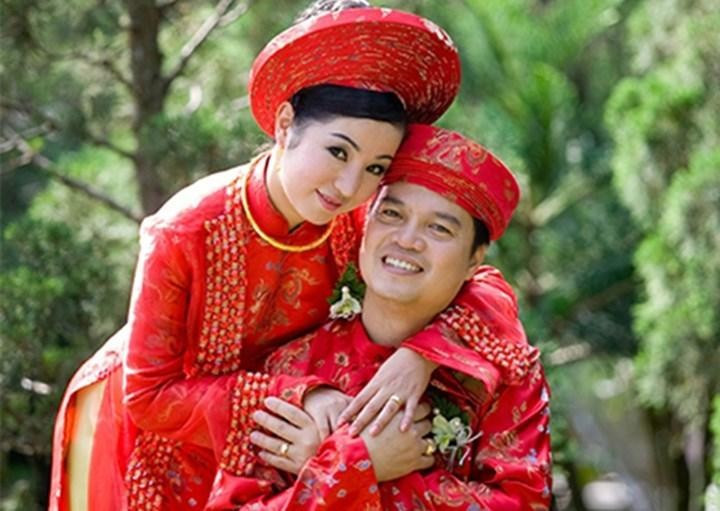 Danh hài Việt bị chồng lừa 7 tỷ rồi bỏ trốn, nay khoe 'ảnh cưới' với Á vương kém tuổi - ảnh 3