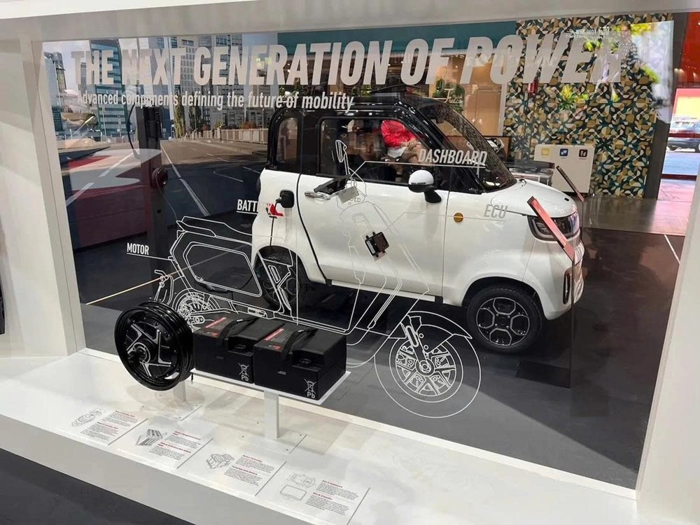 Xuất hiện ô tô điện mini 243 triệu: Chỉ cần bằng lái xe máy, có thể đi được 140km - ảnh 1