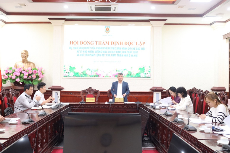 Hình ảnh tại phiên họp. Nguồn ảnh: Báo Chính phủ