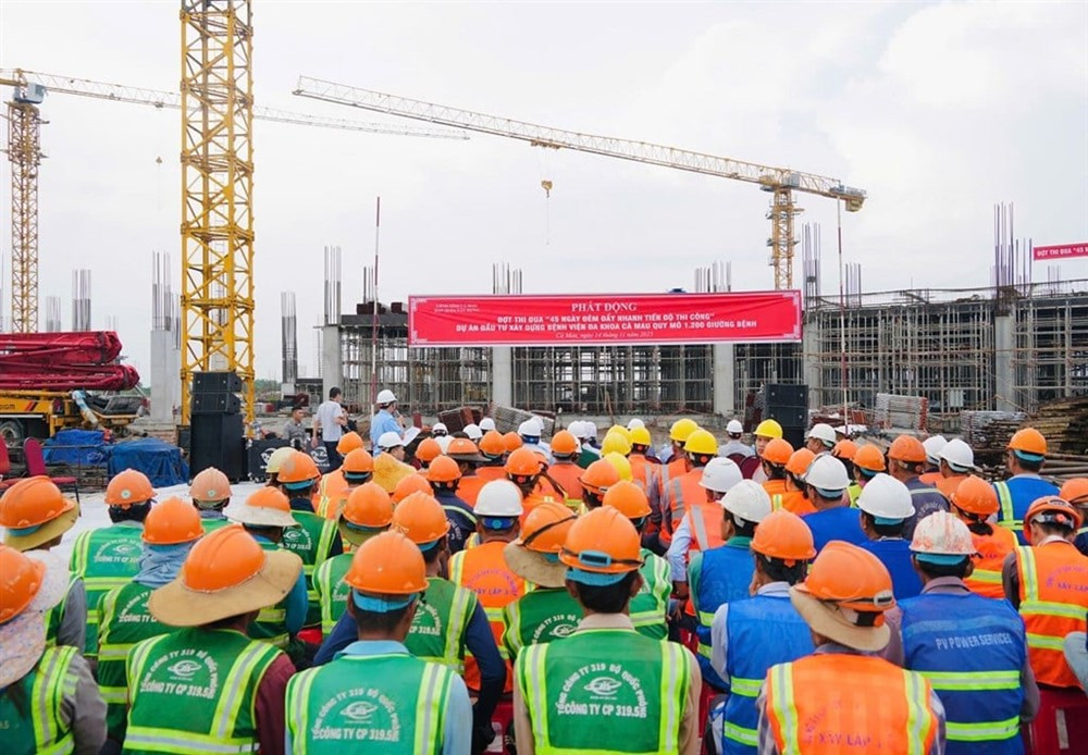 Phát động 45 ngày đêm đẩy nhanh tiến độ, làm việc '3 ca, 4 kíp', chạy nước rút hoàn thành bệnh viện 3.300 tỷ - ảnh 1