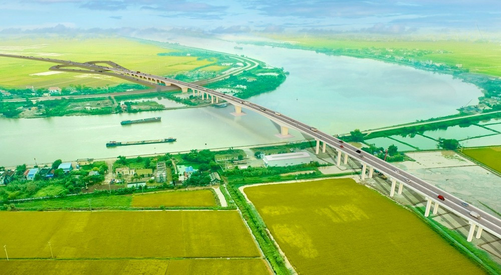 Tỉnh Nghệ An sắp có cây cầu 300 tỷ, kết nối đôi bờ tả - hữu ngạn sông Lam- Ảnh 2.