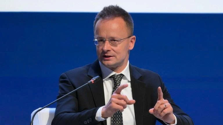 Hết kiên nhẫn với Ukraine, quốc gia EU yêu cầu ‘đóng băng’ toàn bộ viện trợ - ảnh 1