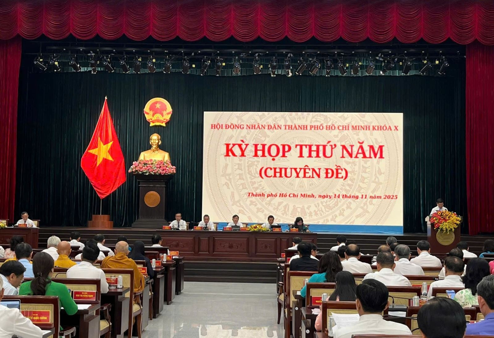 Dự án bồi thường, GPMB khu liên hợp thể thao Rạch Chiếc được đề xuất dừng chủ trương đầu tư- Ảnh 1. Dự án bồi thường, GPMB khu liên hợp thể thao Rạch Chiếc được đề xuất dừng chủ trương đầu tư- Ảnh 1.