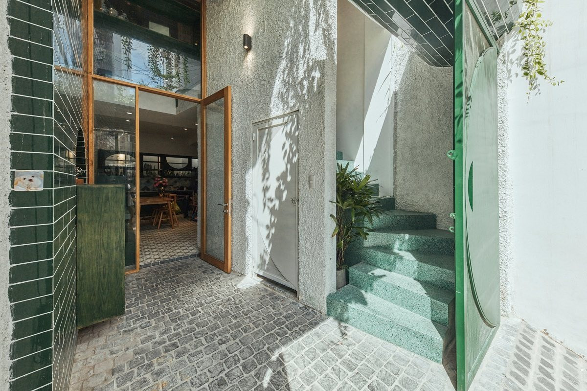 Mang mảng xanh vào ngôi nhà nép mình trong hẻm nhỏ Sài Gòn- Ảnh 3. Mang mảng xanh vào ngôi nhà nép mình trong hẻm nhỏ Sài Gòn- Ảnh 3.