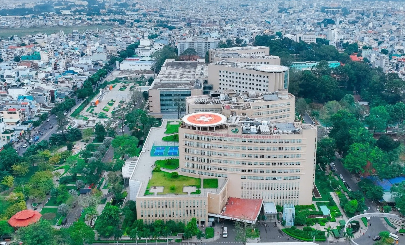 Việt Nam có duy nhất bệnh viện sở hữu 2 bãi đáp trực thăng, là 1 trong 50 công trình làm thay đổi diện mạo thành phố giàu nhất cả nước- Ảnh 1.
