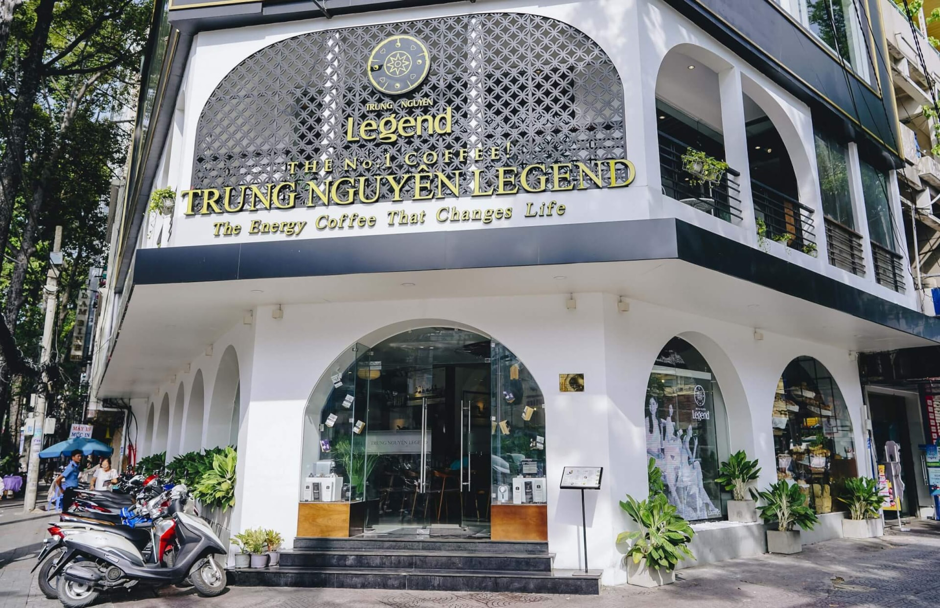 Ông Đặng Lê Nguyên Vũ sắp khai trương không gian Trung Nguyên Legend mới tại khu vực sầm uất bậc nhất Thủ đô