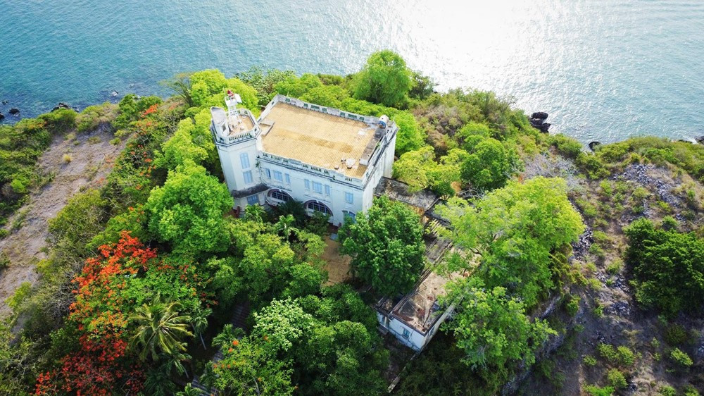 Biệt thự cổ hơn 100 tuổi, nơi vị vua cuối cùng của Việt Nam nghỉ dưỡng sắp được tu bổ - ảnh 3