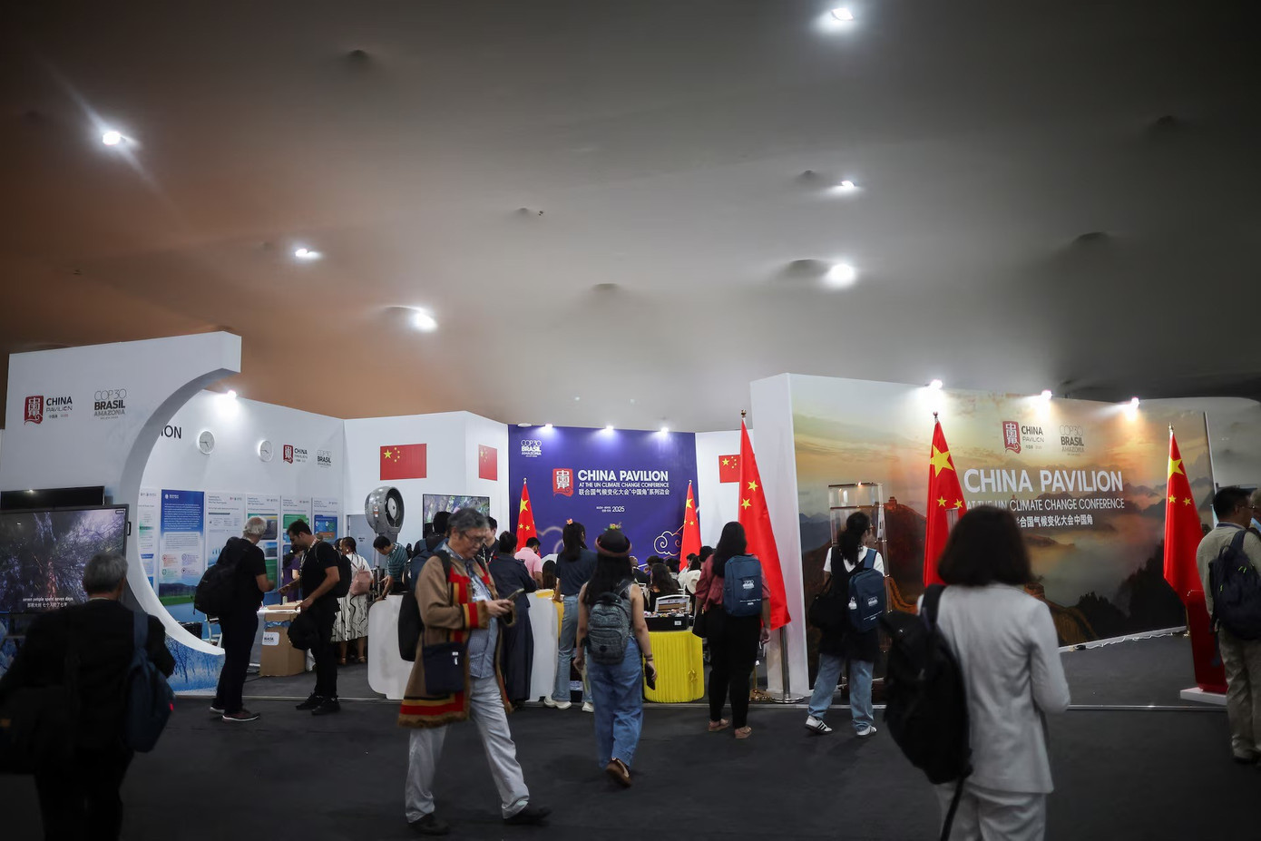 Các tập đoàn năng lượng lớn của Trung Quốc đều tham dự với những sáng kiến mới. lgwiv2vpqnnvxhk2iqvnbkl7eujpg-11zon.jpg