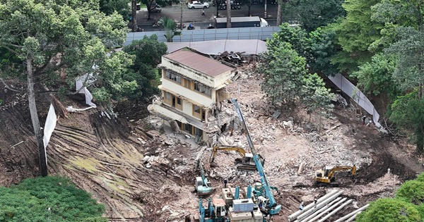 Chính thức tháo dỡ 3 biệt thự khu 'tam giác vàng' của đại phú giàu nhất Nam Bộ để làm công viên, đài tưởng niệm