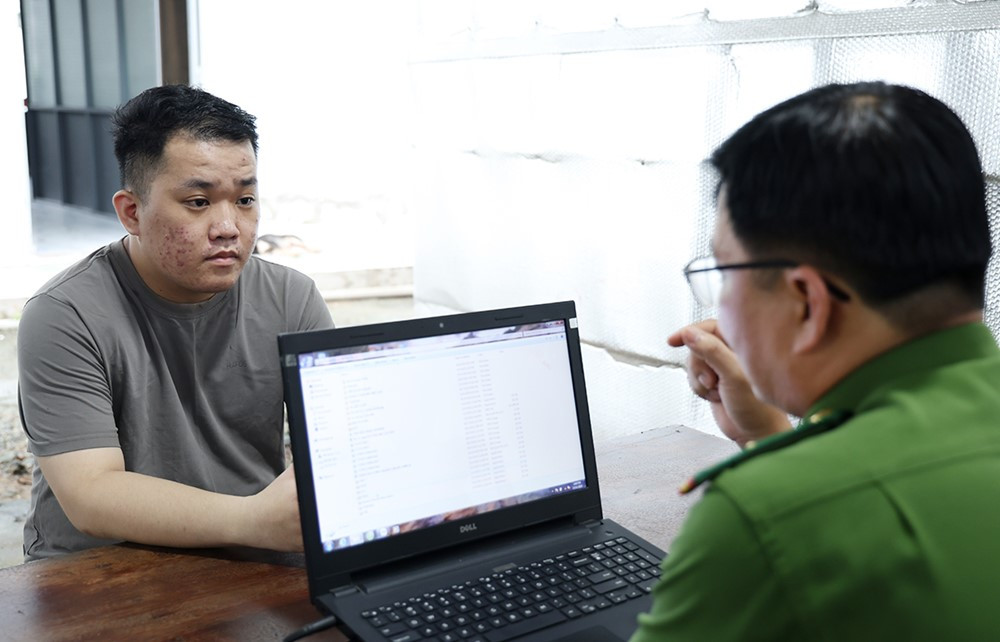 Bắt quản lý nhà nghỉ Nguyễn Văn Trọng sinh năm 2000