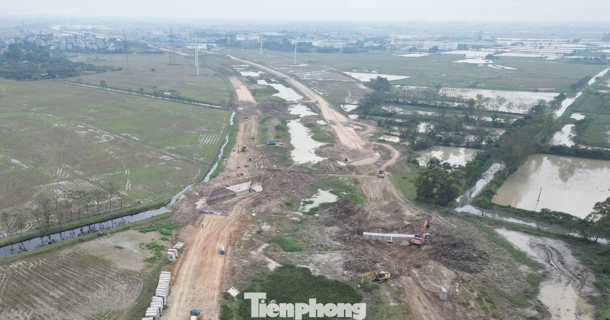 Cận cảnh các đoạn đường song hành Vành đai 4 Hà Nội nguy cơ vỡ tiến độ