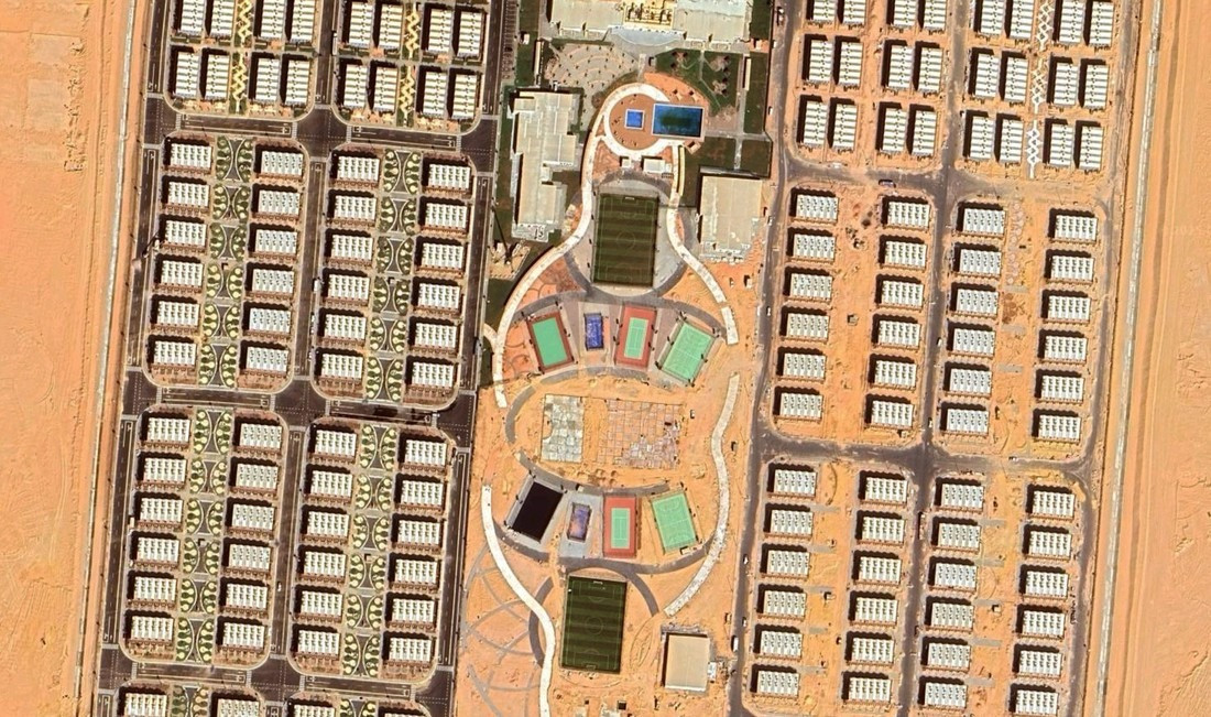 Tiến độ xây dựng siêu dự án dài 170km xuyên sa mạc, 100 năm mới lấp đầy 9 triệu cư dân - Ảnh 2.