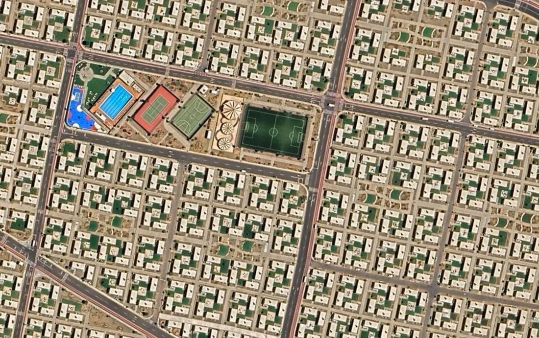 Tiến độ xây dựng siêu dự án dài 170km xuyên sa mạc, 100 năm mới lấp đầy 9 triệu cư dân - Ảnh 3.