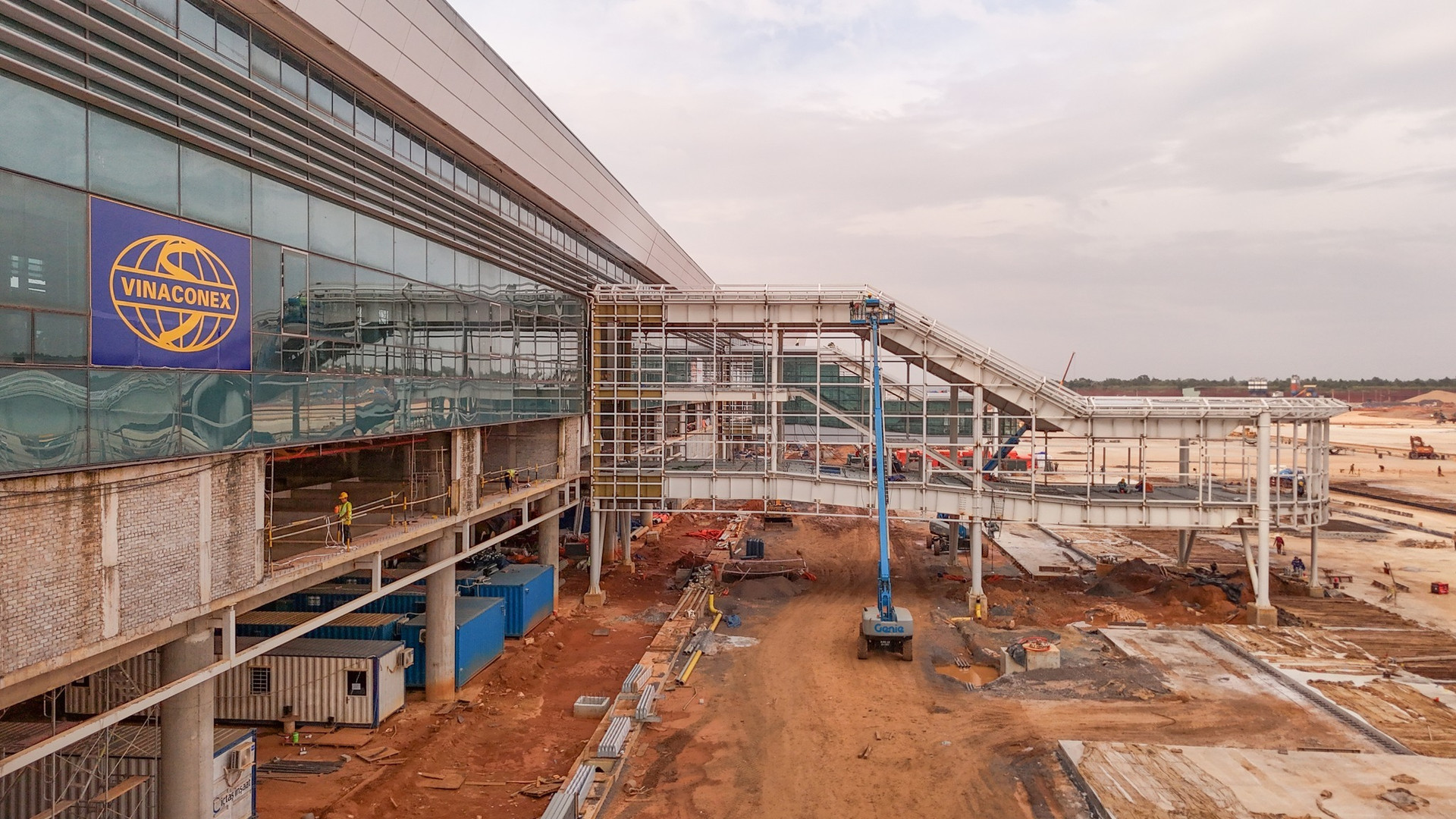 Mãn nhãn với loạt ảnh siêu sân bay lớn nhất Việt Nam, lọt TOP quy mô thế giới trước khi bước vào thời khắc lịch sử- Ảnh 16.